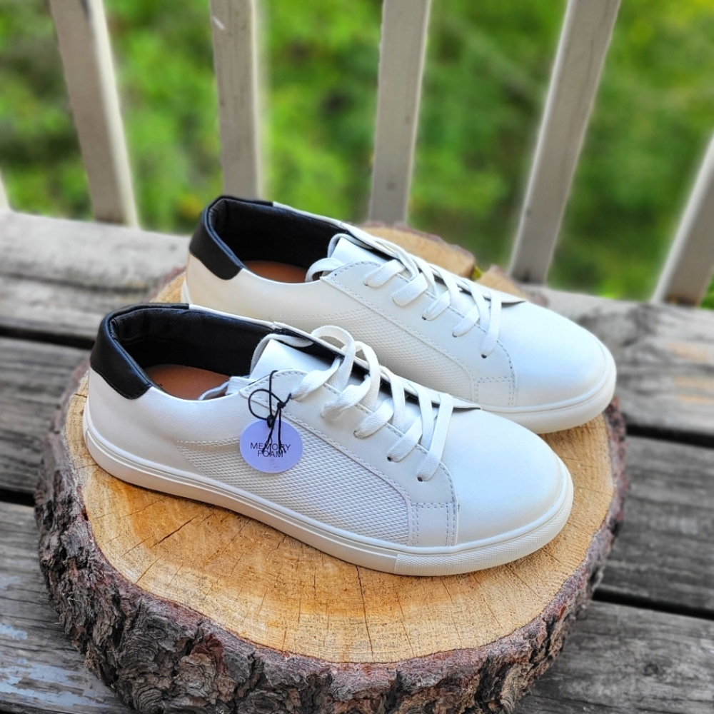 SONOMA shoes, sz 4
